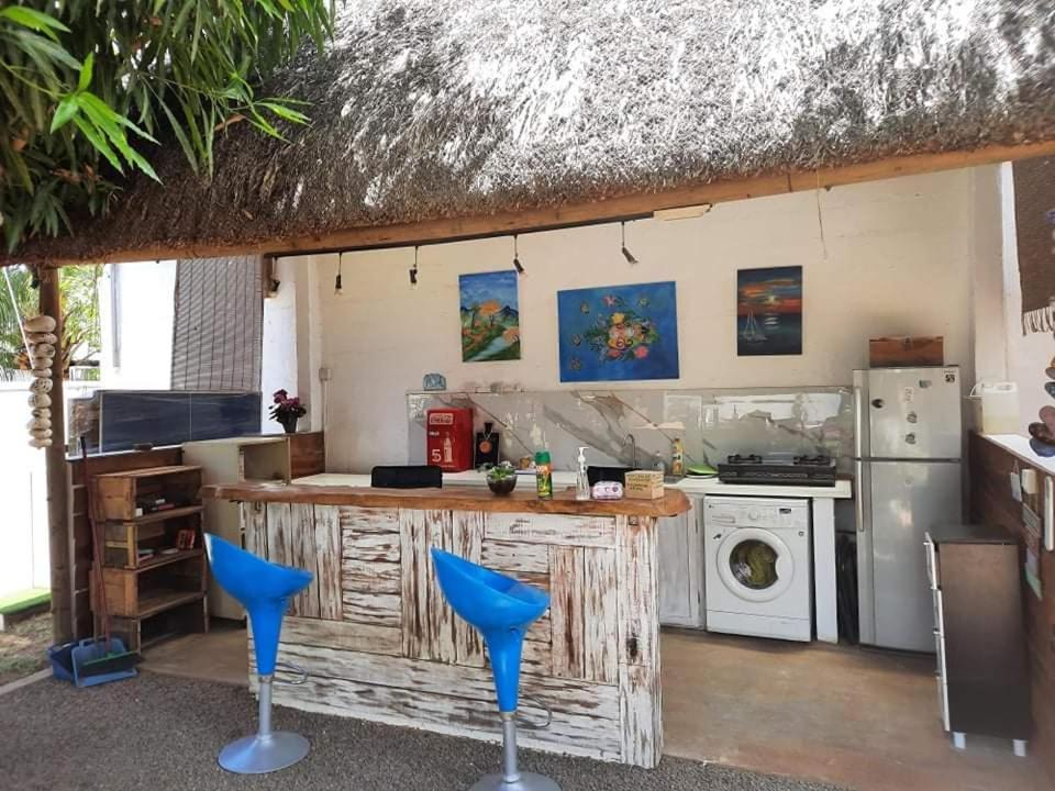 Cazhibiscus Acomodação com café da manhã Trou aux Biches Exterior foto