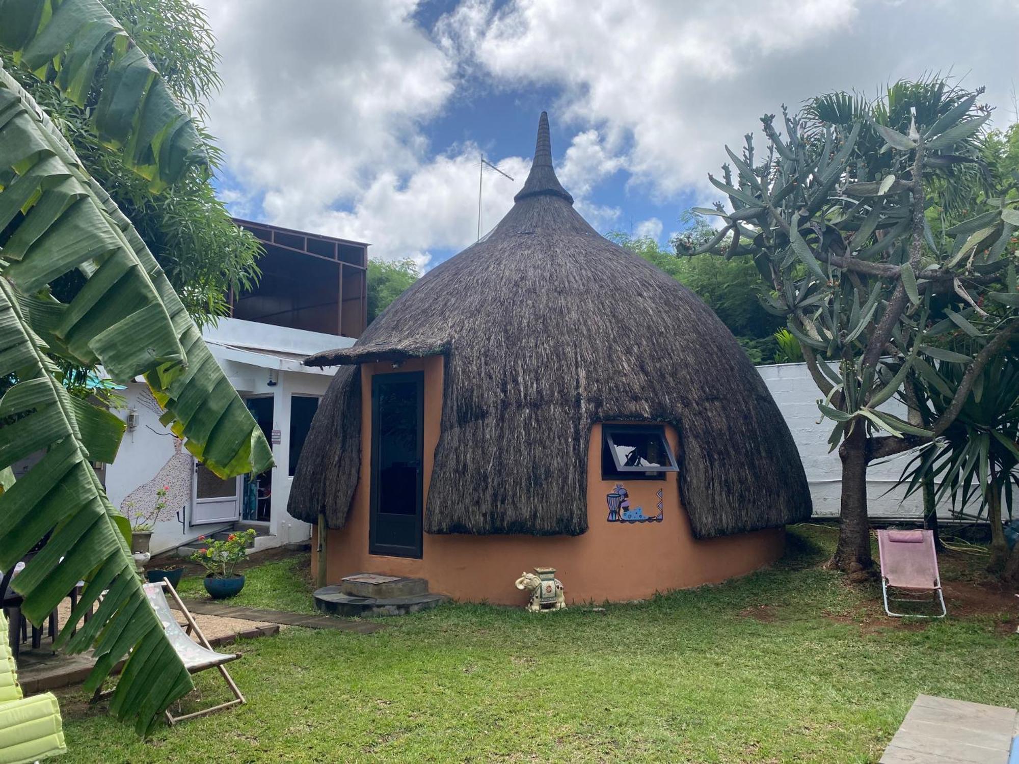 Cazhibiscus Acomodação com café da manhã Trou aux Biches Exterior foto
