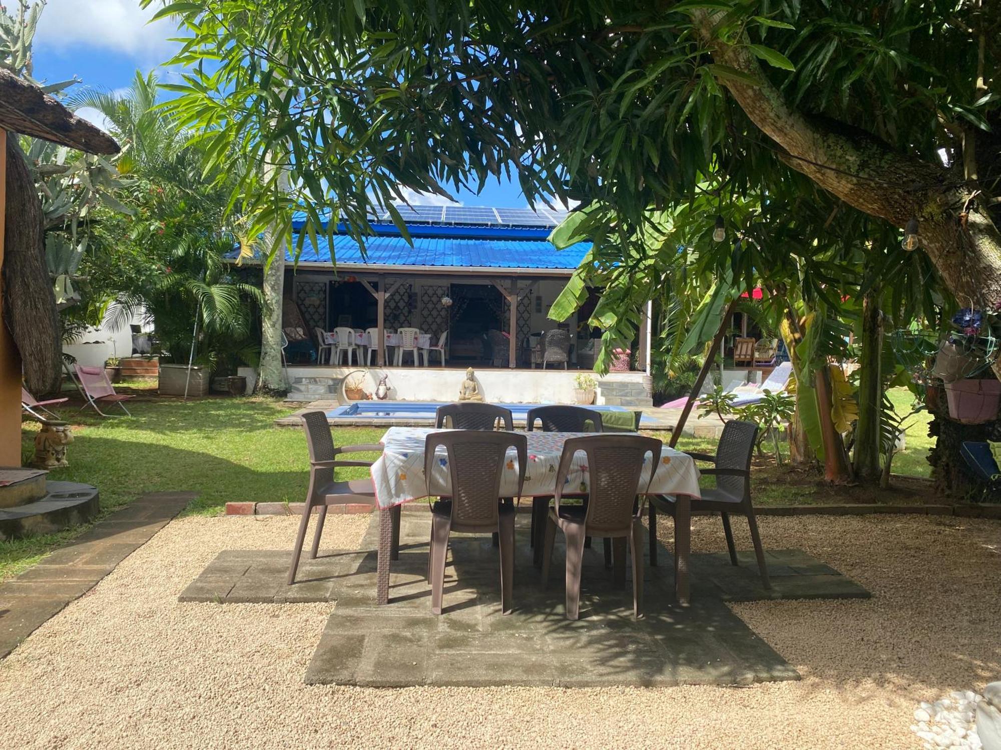 Cazhibiscus Acomodação com café da manhã Trou aux Biches Exterior foto